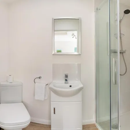 2 Bed In Oc-lr145 בית נופש אמבלסייד